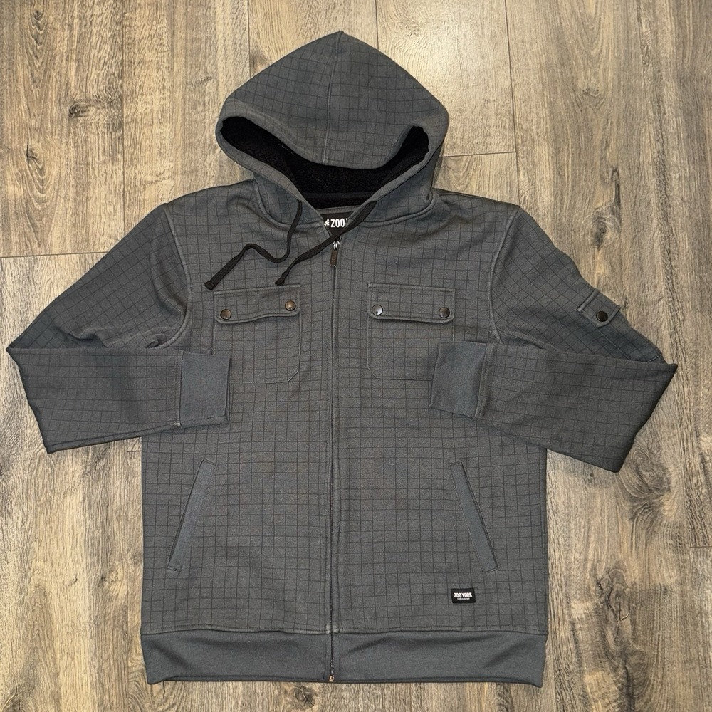 Zoo York  Mens Sz L Fleece Lined Zip Up Hooded Jacket Gray Plaid Pockets Outdoor